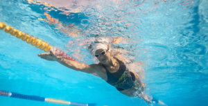 Besser und schneller Kraulschwimmen